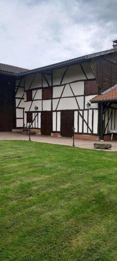 Maison Cope Chatillon-sur-Broue Exterior foto